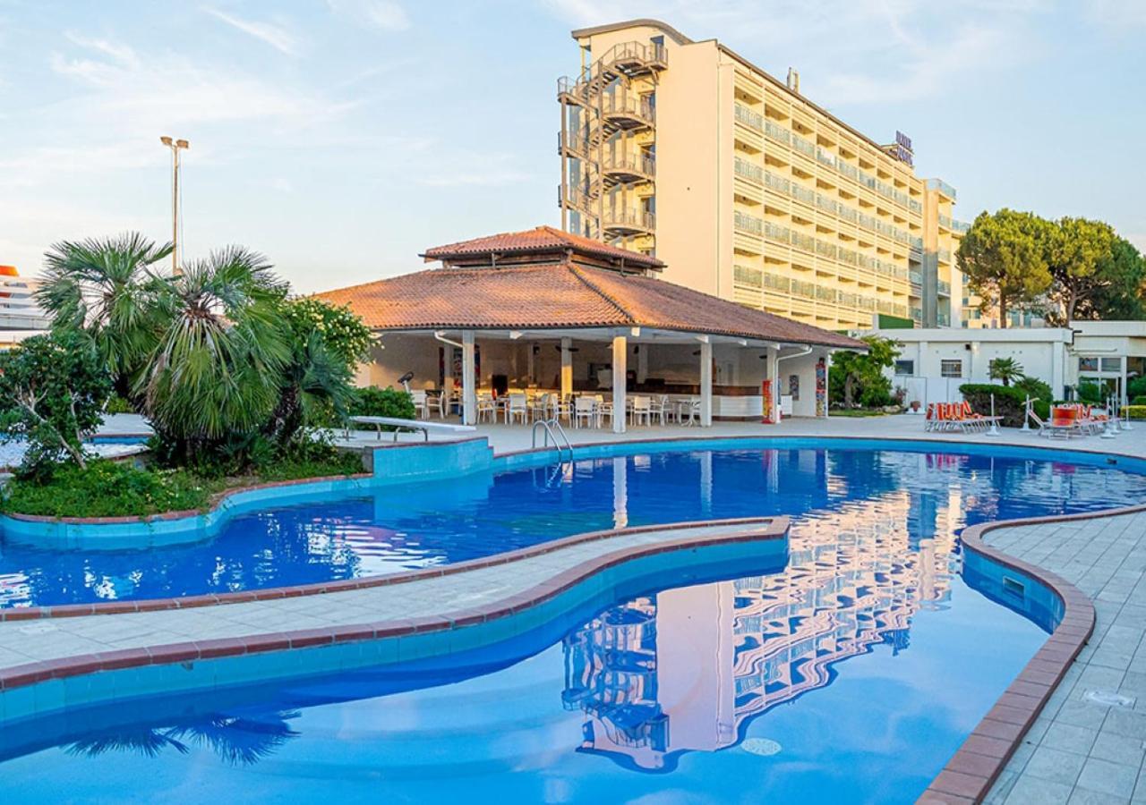 Hotel Adria Μιλάνο Μαριτίμα Εξωτερικό φωτογραφία