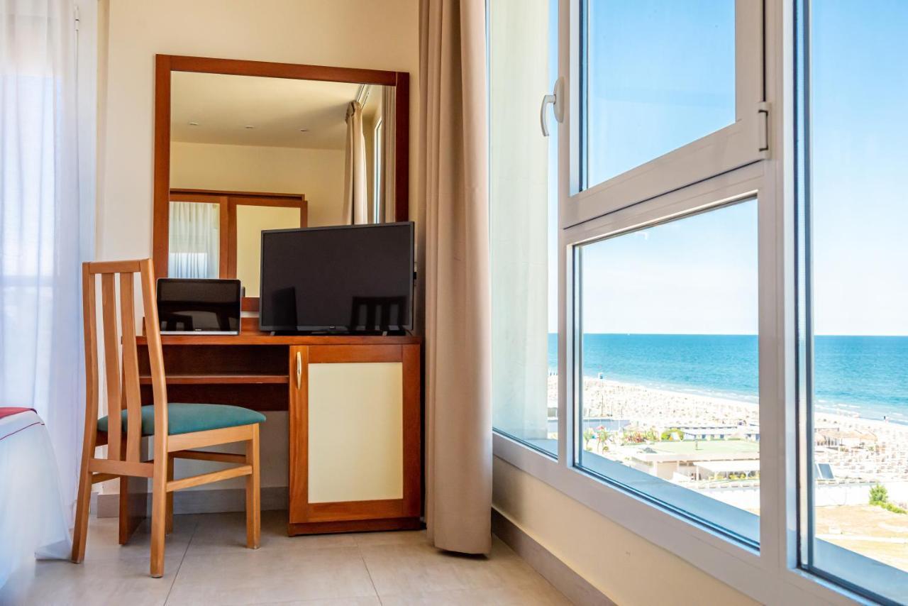 Hotel Adria Μιλάνο Μαριτίμα Εξωτερικό φωτογραφία