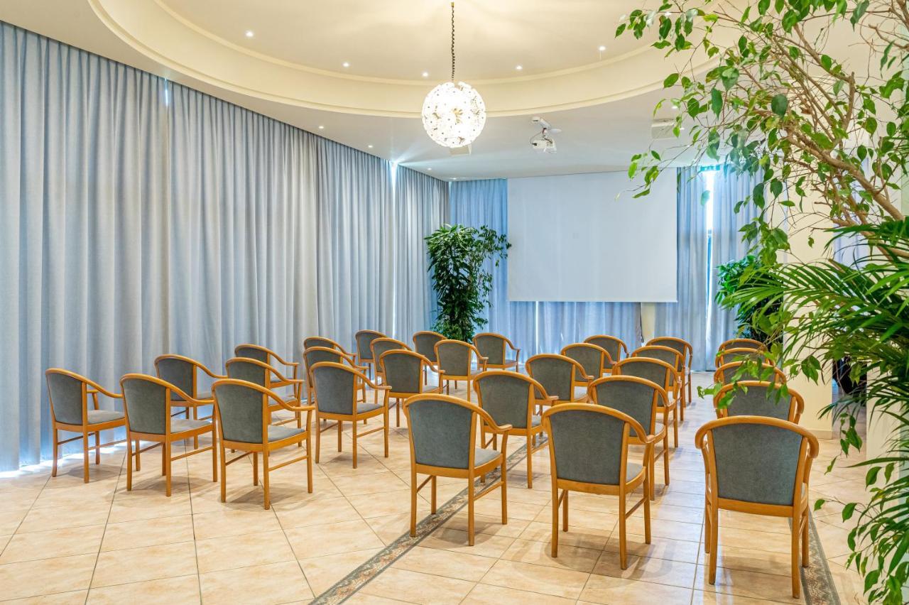 Hotel Adria Μιλάνο Μαριτίμα Εξωτερικό φωτογραφία