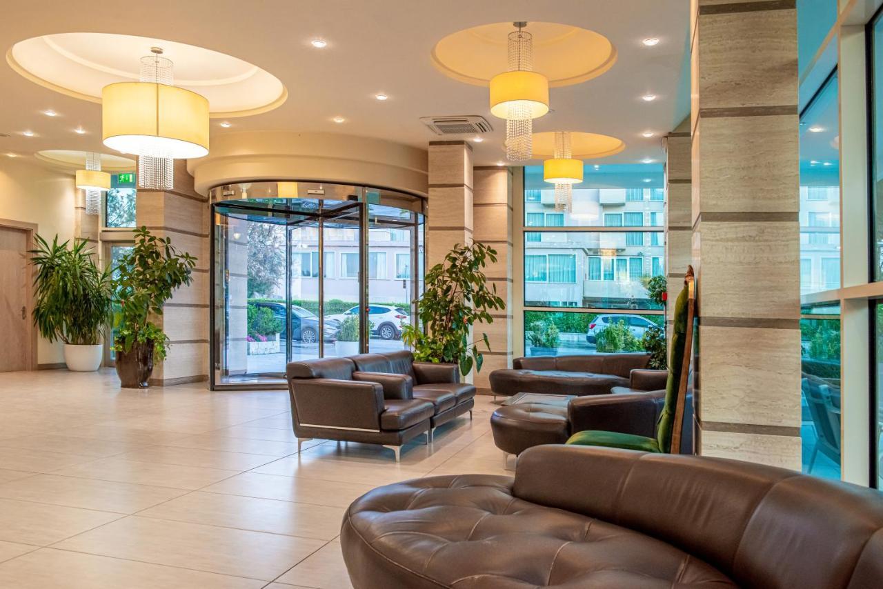Hotel Adria Μιλάνο Μαριτίμα Εξωτερικό φωτογραφία