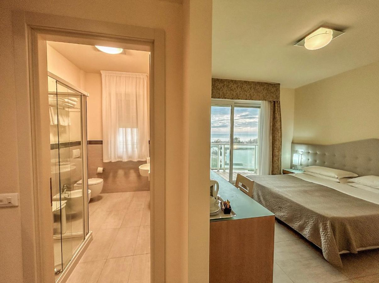 Hotel Adria Μιλάνο Μαριτίμα Εξωτερικό φωτογραφία