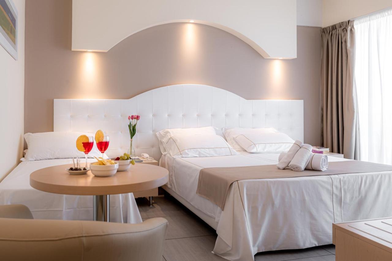 Hotel Adria Μιλάνο Μαριτίμα Εξωτερικό φωτογραφία