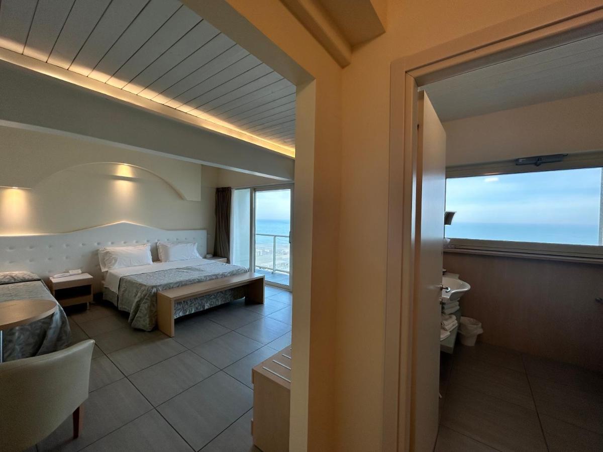 Hotel Adria Μιλάνο Μαριτίμα Εξωτερικό φωτογραφία