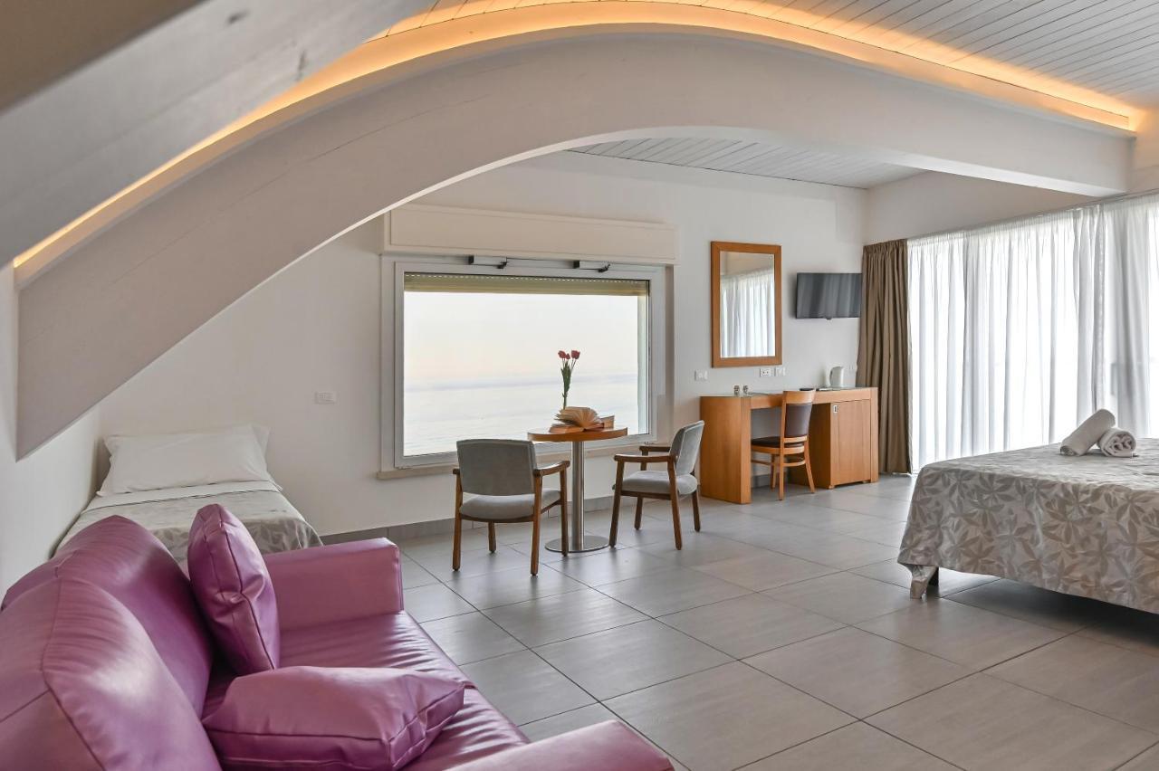 Hotel Adria Μιλάνο Μαριτίμα Εξωτερικό φωτογραφία