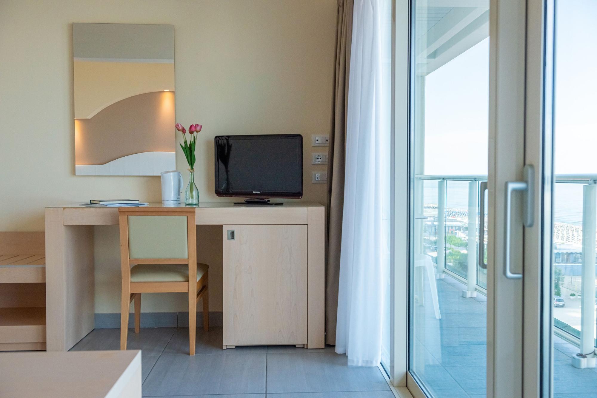 Hotel Adria Μιλάνο Μαριτίμα Εξωτερικό φωτογραφία